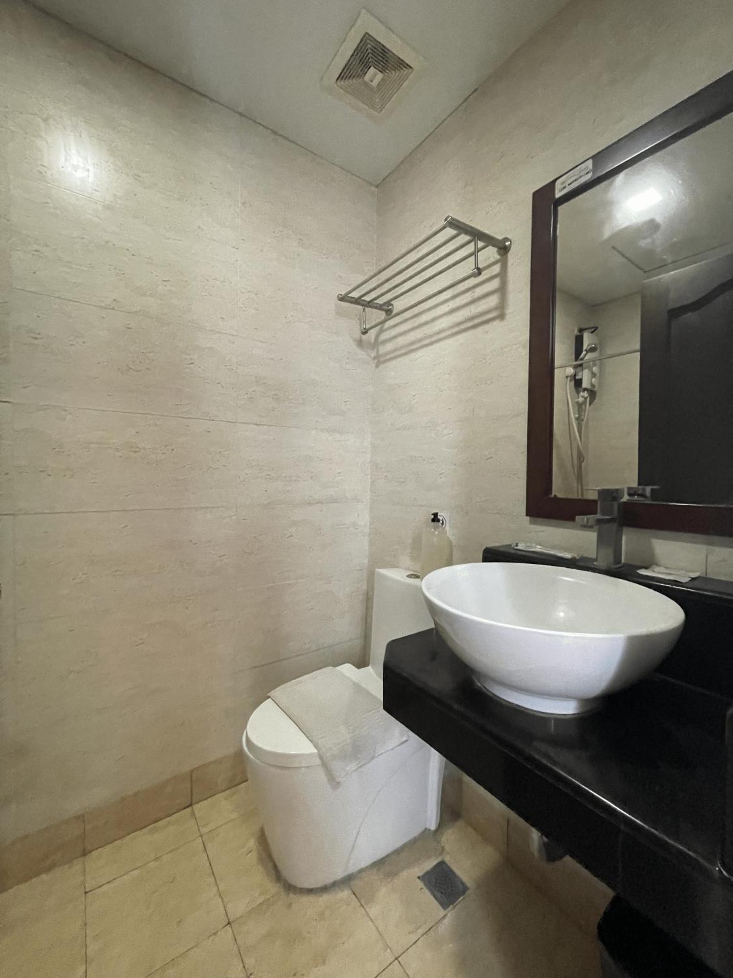 Cebu Capitol Central Hotel Extérieur photo